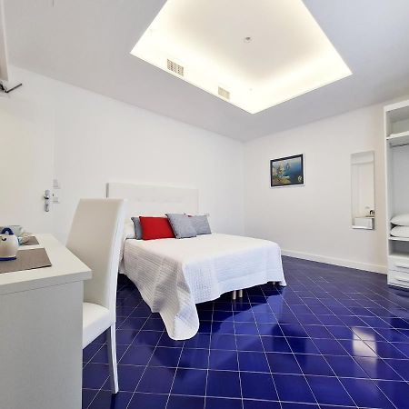 Bed and Breakfast Domus Sole Сорренто Екстер'єр фото