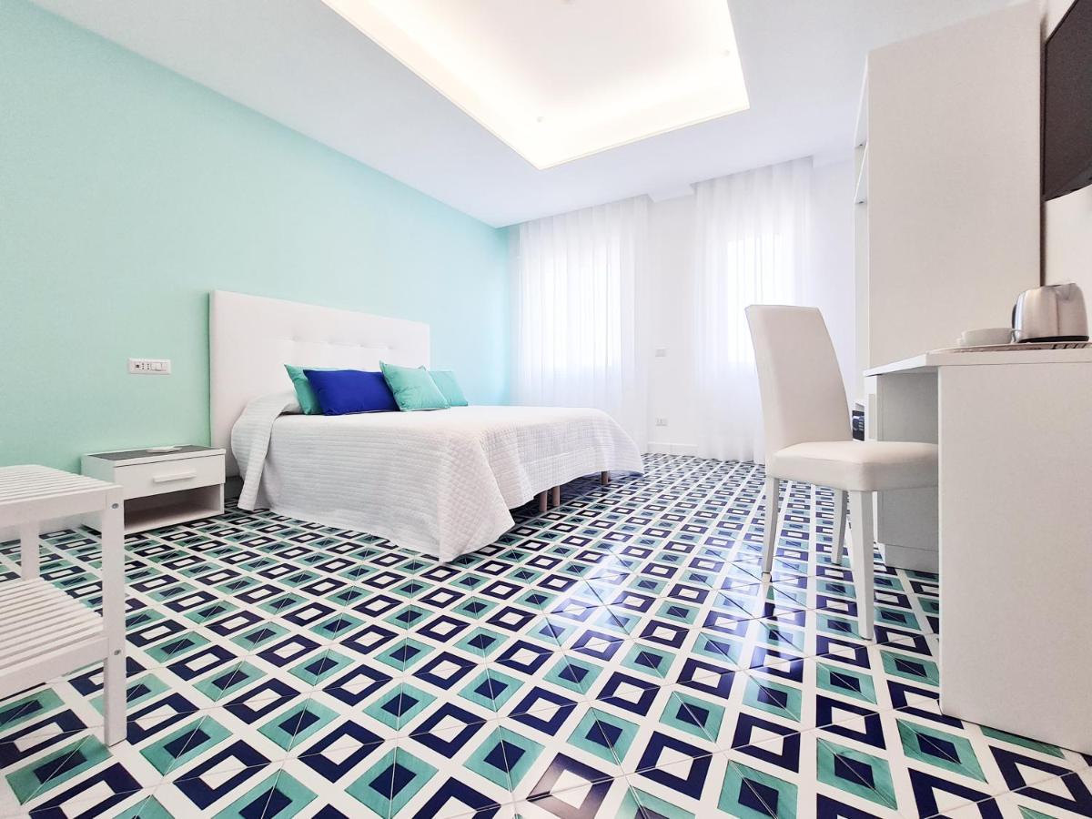 Bed and Breakfast Domus Sole Сорренто Екстер'єр фото