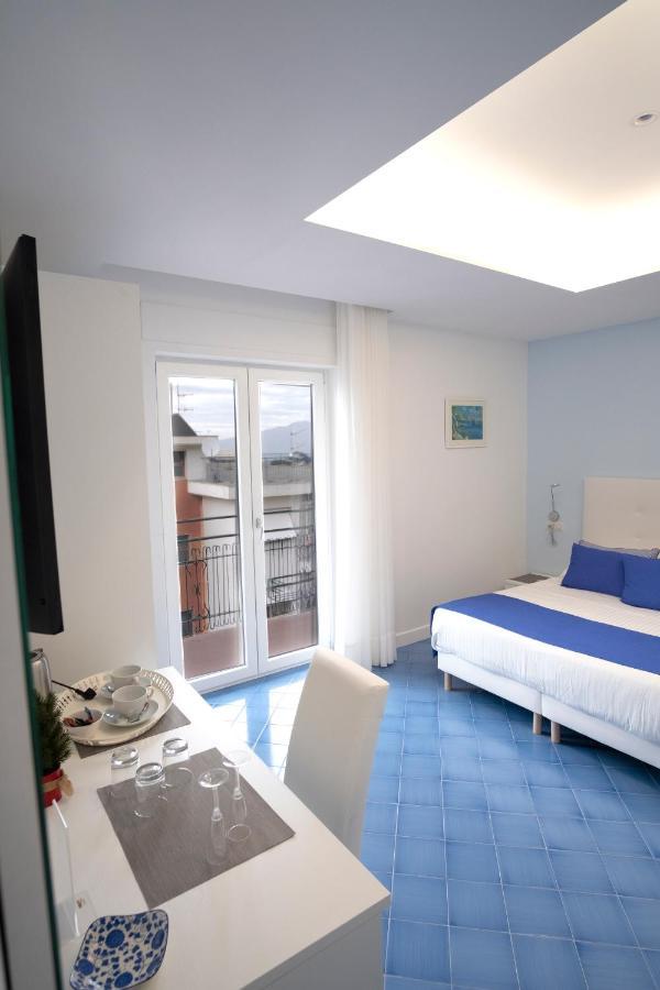 Bed and Breakfast Domus Sole Сорренто Екстер'єр фото