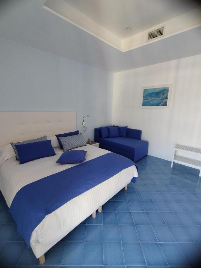 Bed and Breakfast Domus Sole Сорренто Екстер'єр фото